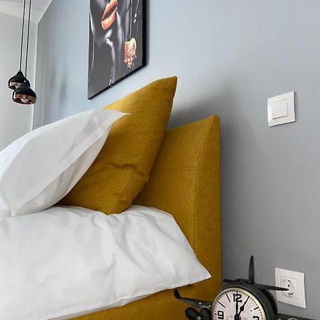 Qualis Apartament Брашов Екстер'єр фото