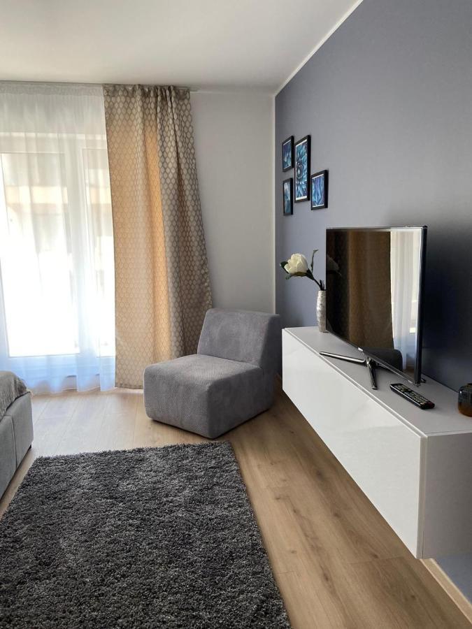 Qualis Apartament Брашов Екстер'єр фото