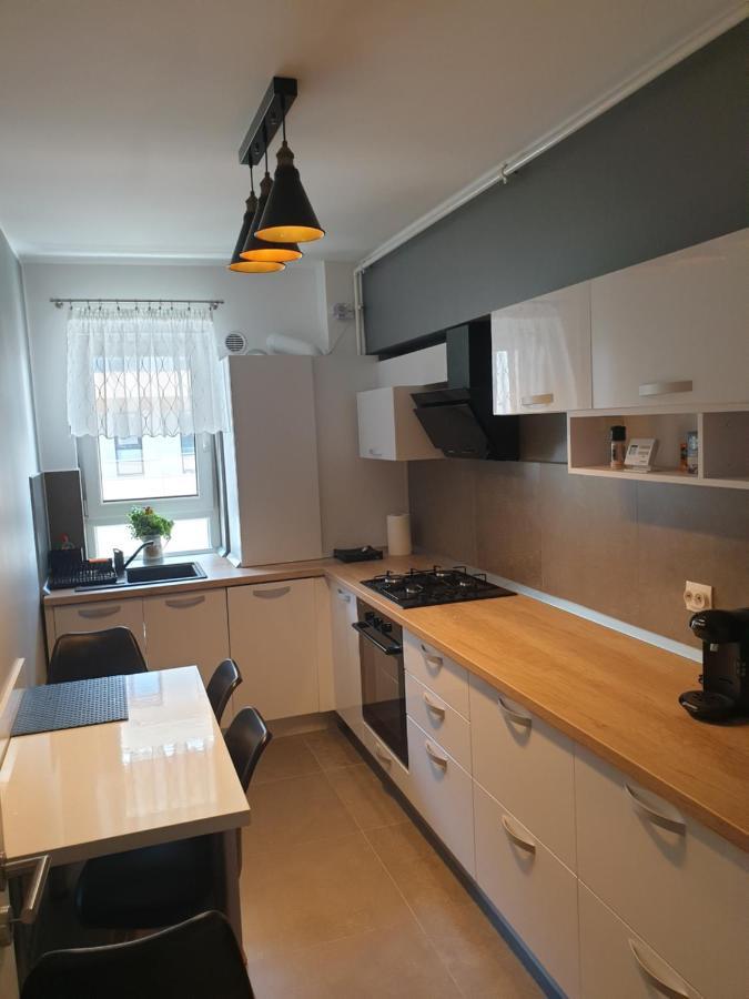 Qualis Apartament Брашов Екстер'єр фото