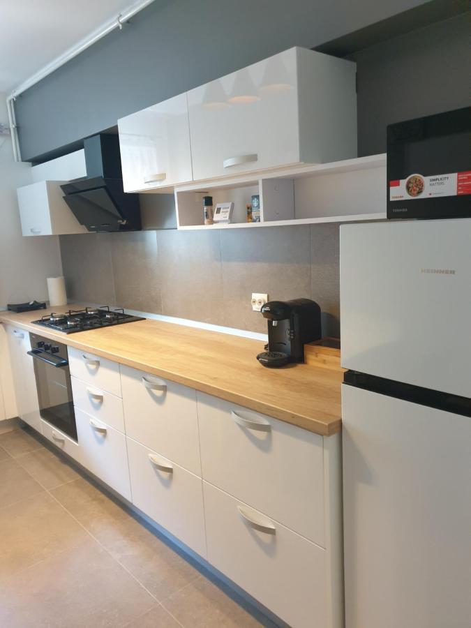 Qualis Apartament Брашов Екстер'єр фото