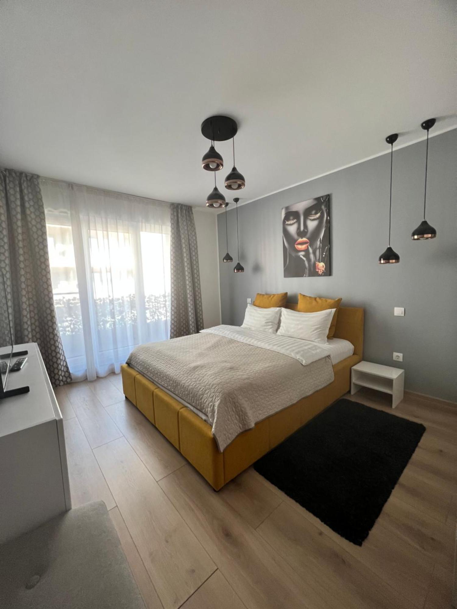 Qualis Apartament Брашов Екстер'єр фото